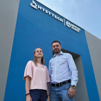 Dr Mara Arduino and Dr Alexandru Morosanu from HYSYTECH.